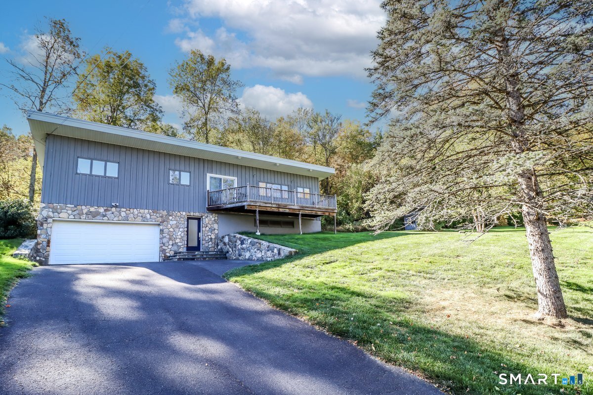 38 Cedar Ln Extension Sherman, CT 06784 - Photo 4 of 39