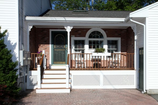 307-309 Mouse Mill Road Westport, MA 02790 - Photo 4 of 30 Gallery Image 4