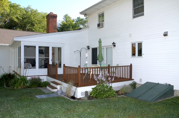 307-309 Mouse Mill Road Westport, MA 02790 - Photo 6 of 30 Gallery Image 6