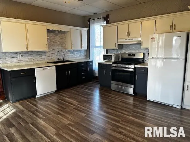 $65,000 | 11 North Commercial Street, Winchester, IL 62694