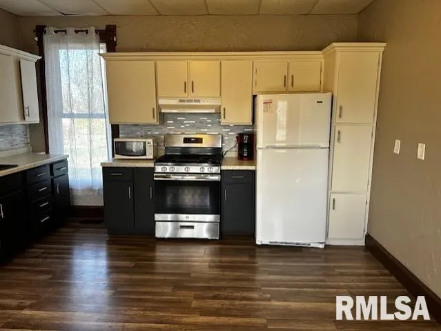 $65,000 | 11 North Commercial Street, Winchester, IL 62694