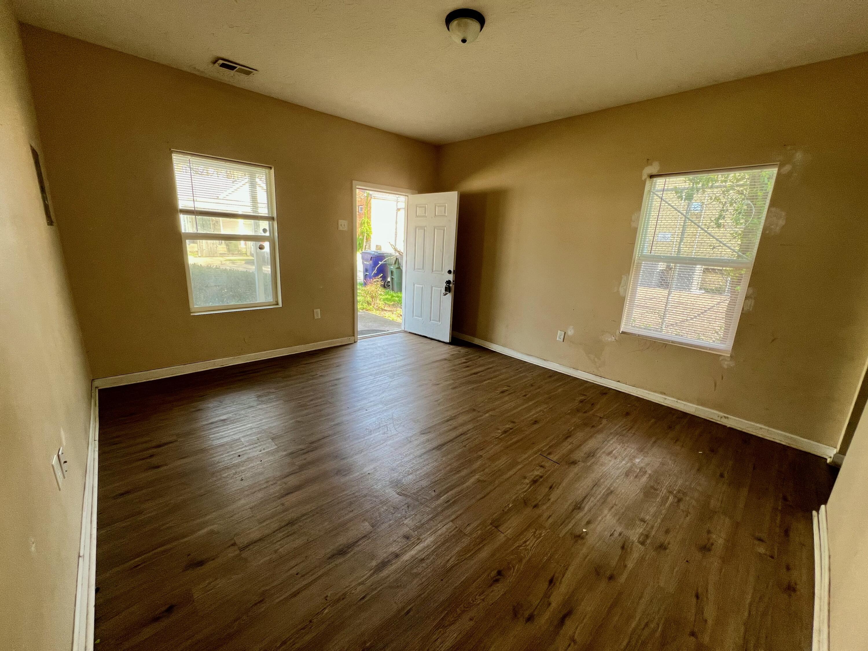 462 Chestnut Street Lexington, KY 40508 - Photo 7 of 20 tempImageWhHBSz