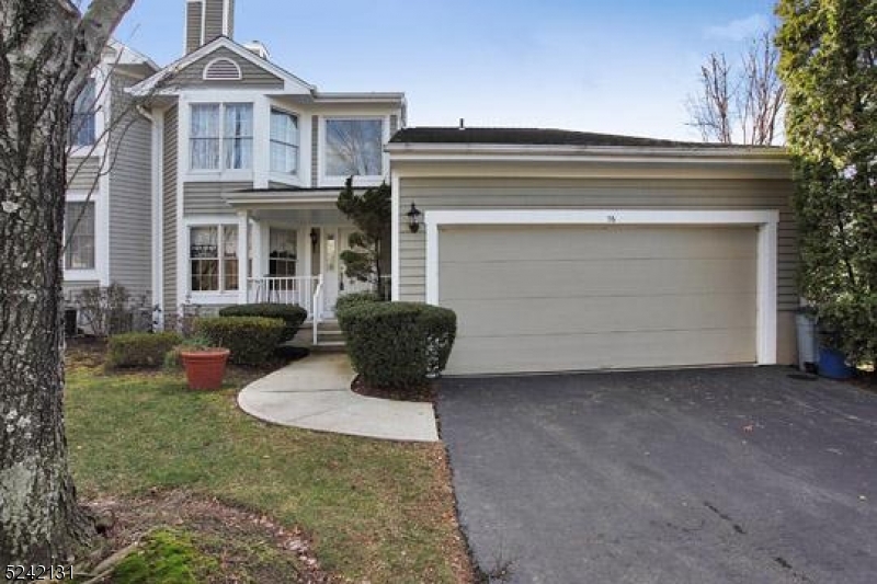 76 South Edgewood Road Bedminster, NJ 07921 - Photo 2 of 6