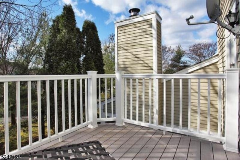 76 South Edgewood Road Bedminster, NJ 07921 - Photo 6 of 6