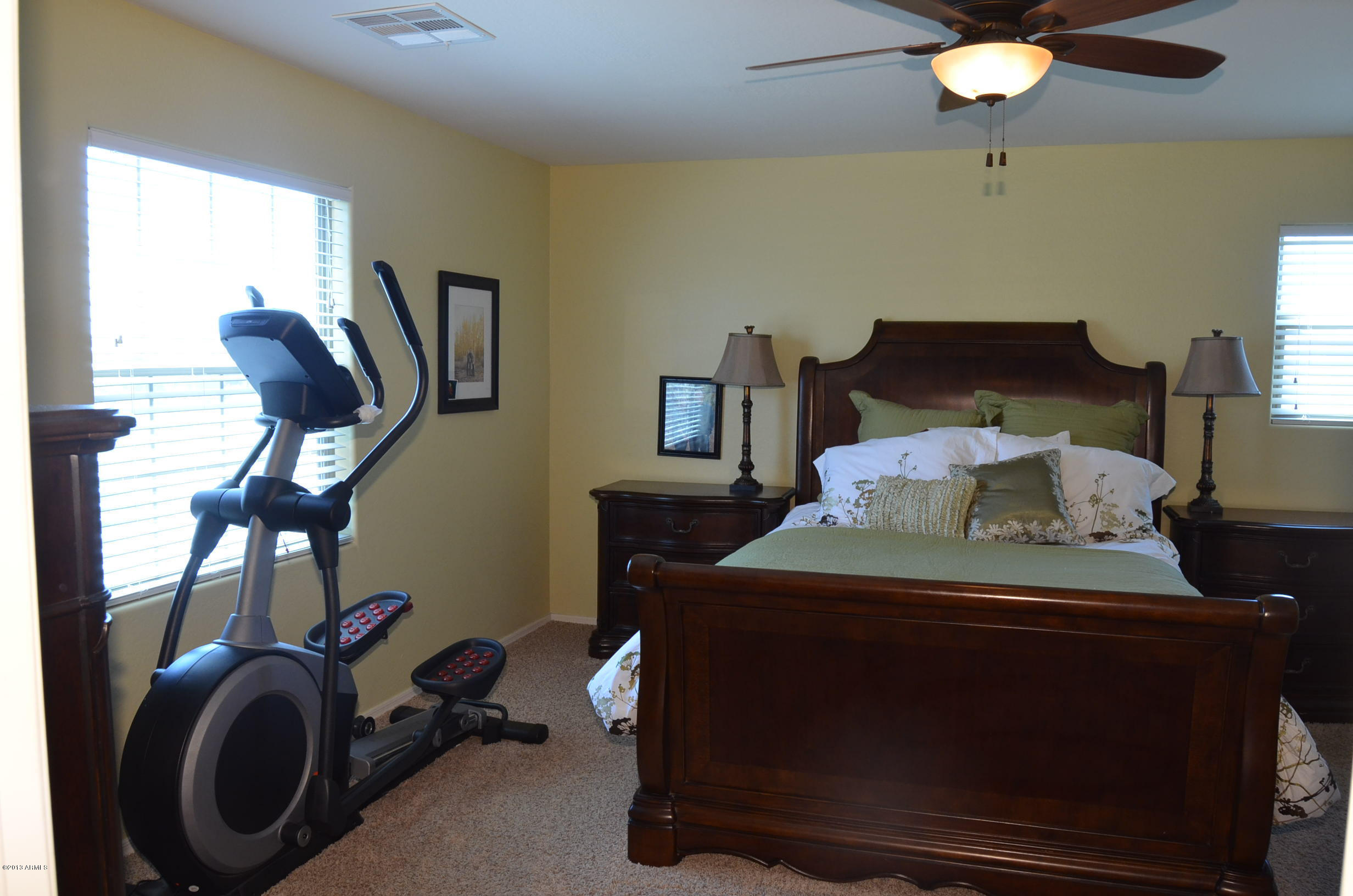 1748 South Martingale Road Gilbert, AZ 85295 - Photo 13 of 42 DSC_0104