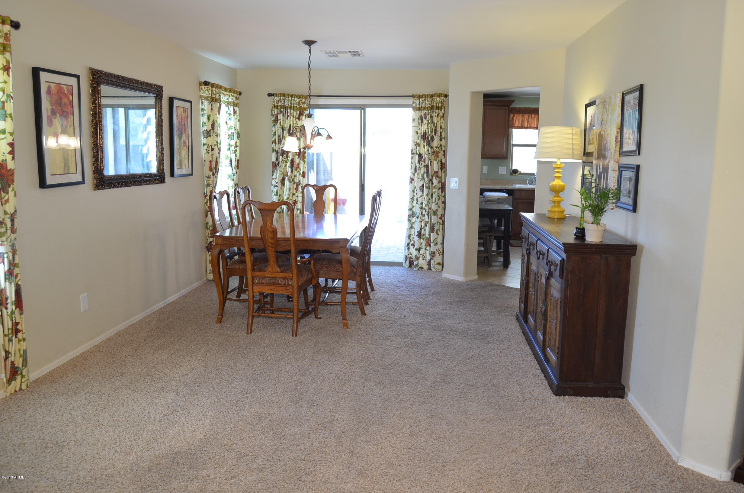 1748 South Martingale Road Gilbert, AZ 85295 - Photo 5 of 42 DSC_0081