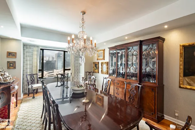 $2,000,000 | 425 East 58th Street, Unit 14D | Sutton Place