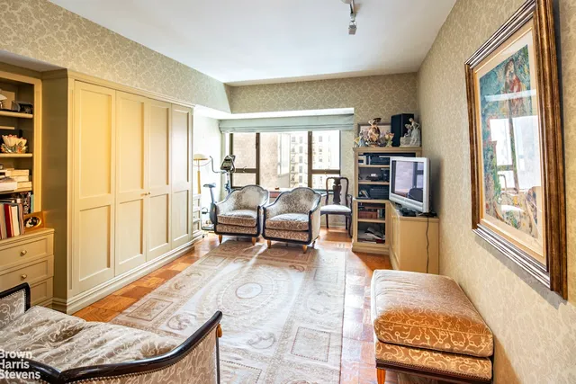 $2,000,000 | 425 East 58th Street, Unit 14D | Sutton Place