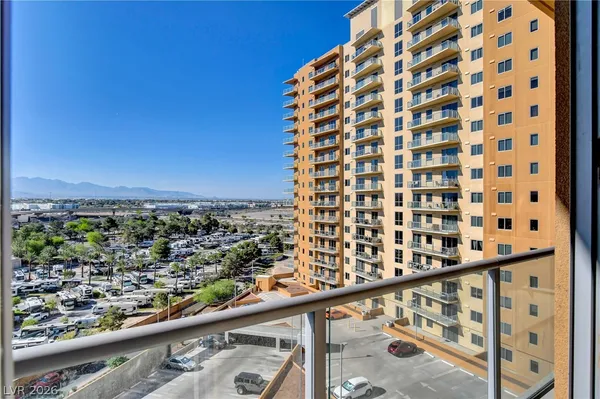$2,250 | 8255 South Las Vegas Boulevard, Unit 1116, Las Vegas, NV 89123