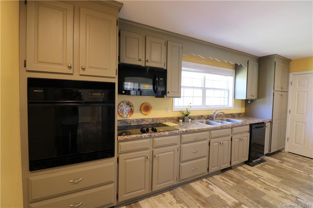 1410 Boston Road Newton, NC 28658 - Photo 14 of 48 Gallery Image 14