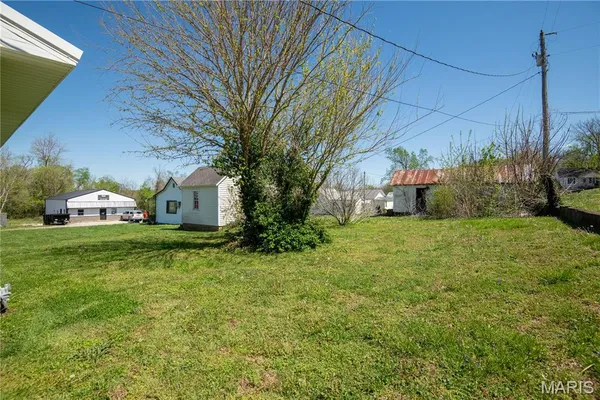 $96,900 | 102 Lutes Street, Marble Hill, MO 63764