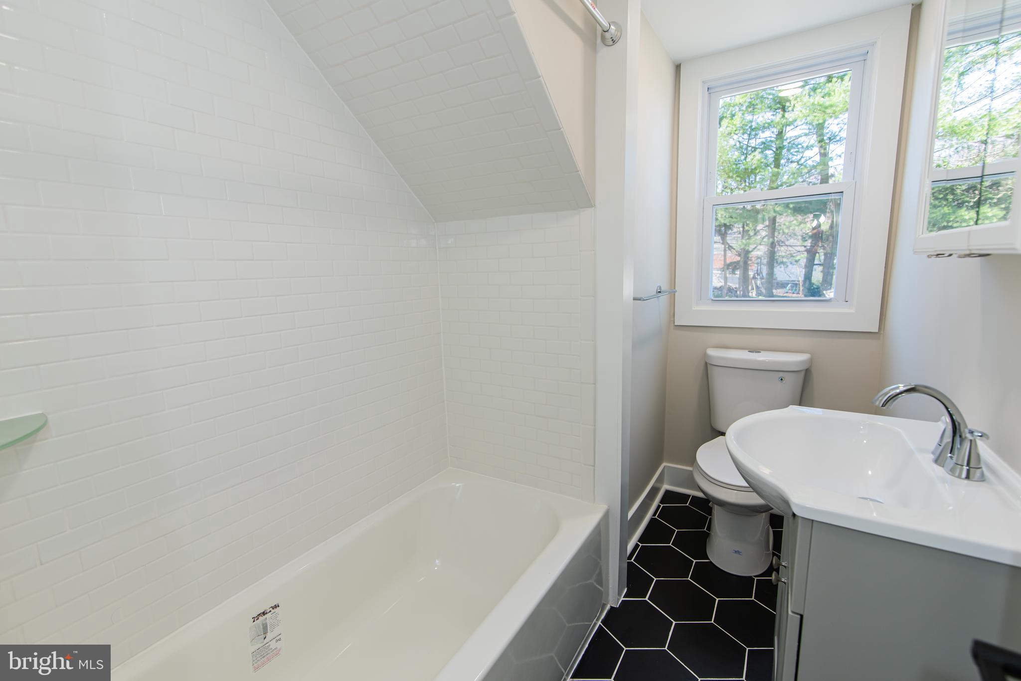2310 Edwards Road Abington, PA 19001 - Photo 44 of 53 Full Bath - Upper Level