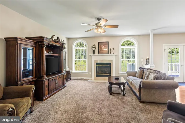 $639,000 | 304 Iron Valley Drive, Lebanon, PA 17042