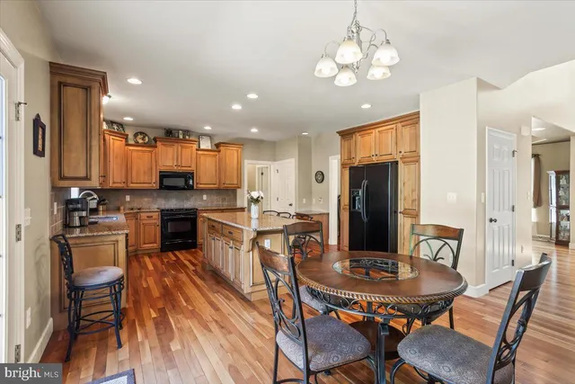 $639,000 | 304 Iron Valley Drive, Lebanon, PA 17042