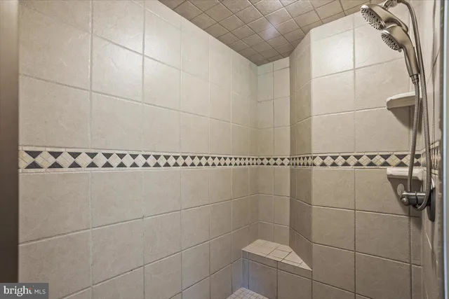 $639,000 | 304 Iron Valley Drive, Lebanon, PA 17042