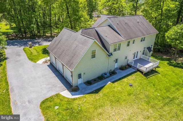 $639,000 | 304 Iron Valley Drive, Lebanon, PA 17042