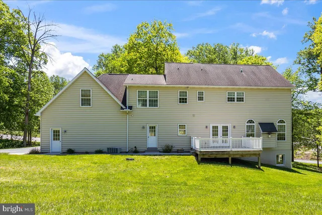 $639,000 | 304 Iron Valley Drive, Lebanon, PA 17042