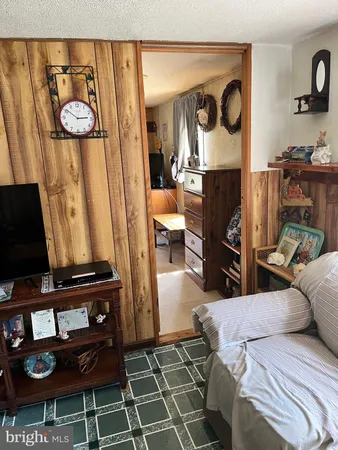 $110,000 | 116 Pettibone Drive, Petersburg, WV 26847