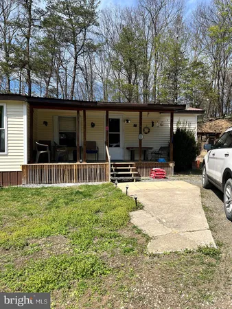 $110,000 | 116 Pettibone Drive, Petersburg, WV 26847