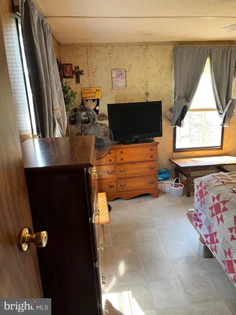 $110,000 | 116 Pettibone Drive, Petersburg, WV 26847