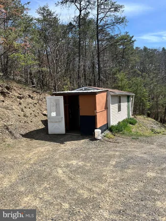 $110,000 | 116 Pettibone Drive, Petersburg, WV 26847