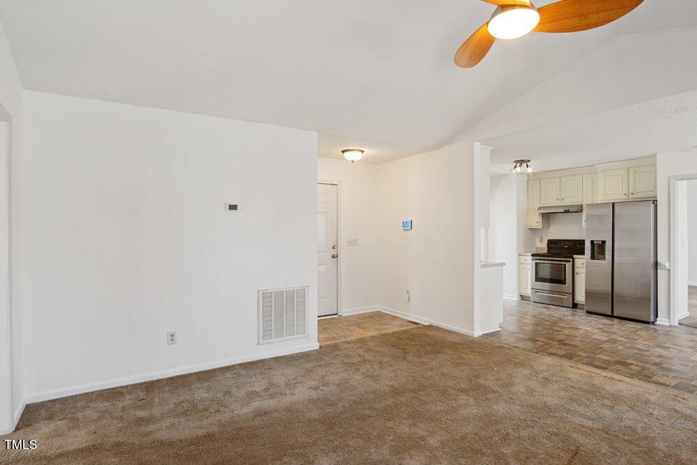 204 Barbour Road Smithfield, NC 27577 - Photo 11 of 38 11-Image-11
