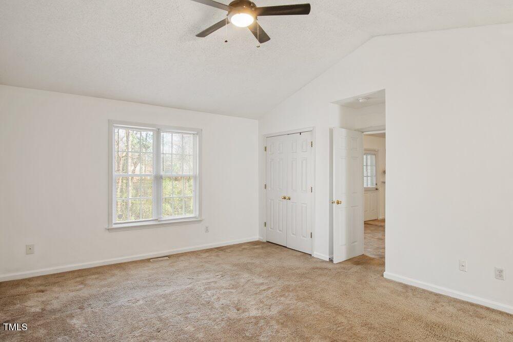 204 Barbour Road Smithfield, NC 27577 - Photo 18 of 38 18-Image-18