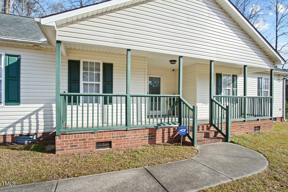 204 Barbour Road Smithfield, NC 27577 - Photo 2 of 38 02-Image-2
