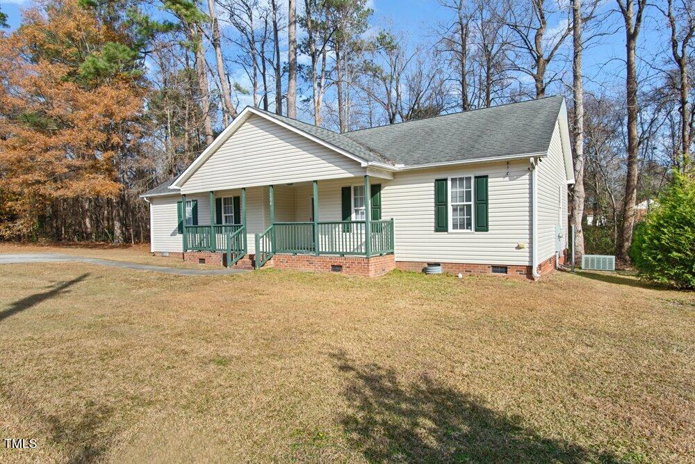 204 Barbour Road Smithfield, NC 27577 - Photo 5 of 38 05-Image-5