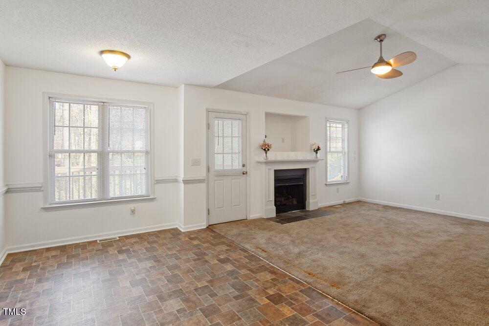 204 Barbour Road Smithfield, NC 27577 - Photo 8 of 38 08-Image-8