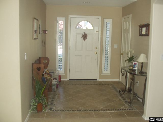 2901 Ariel Drive Reno, NV 89523 - Photo 3 of 8 Photo 3