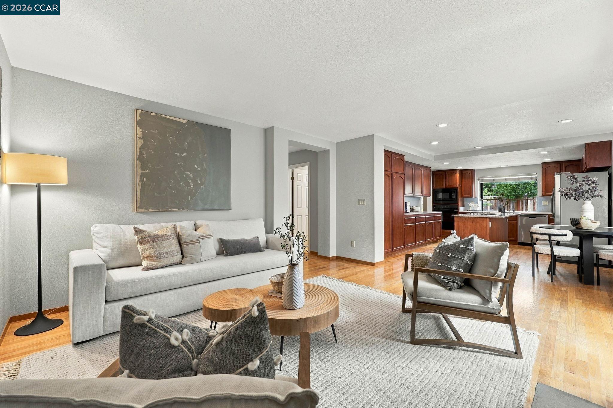 135 Camden Court San Ramon, CA 94582 - Photo 17 of 48 Gallery Image 17
