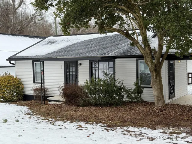 $1,400 | 94 Sumner Avenue Northwest, Concord, NC 28027