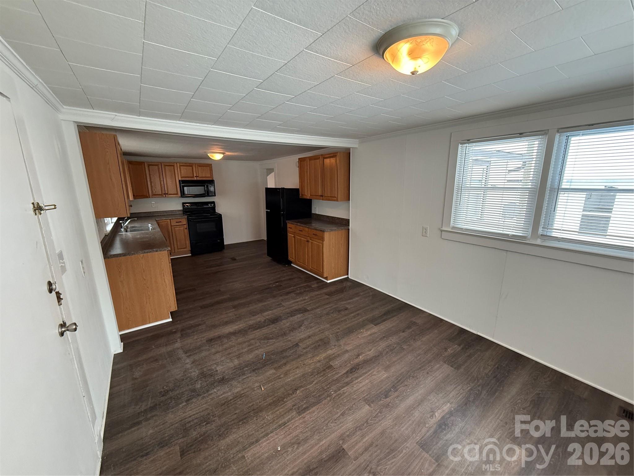 94 Sumner Avenue Northwest Concord, NC 28027 - Photo 6 of 12