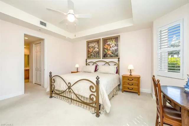 $425,000 | 4700 Yacht Harbor Drive, Unit 613, Naples, FL 34112