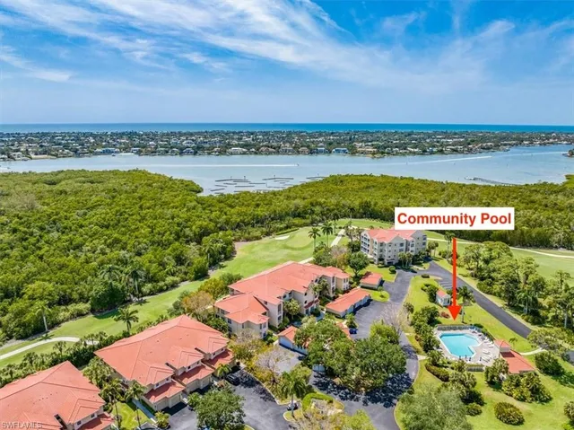 $425,000 | 4700 Yacht Harbor Drive, Unit 613, Naples, FL 34112