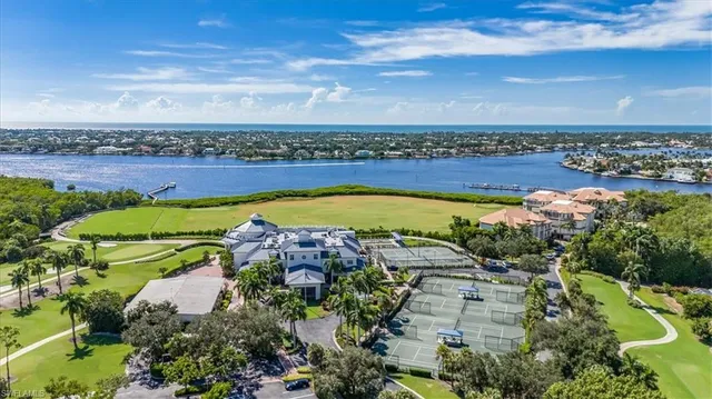 $425,000 | 4700 Yacht Harbor Drive, Unit 613, Naples, FL 34112