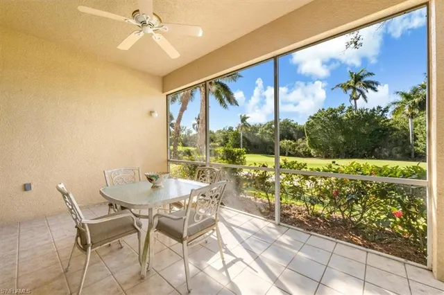 $425,000 | 4700 Yacht Harbor Drive, Unit 613, Naples, FL 34112