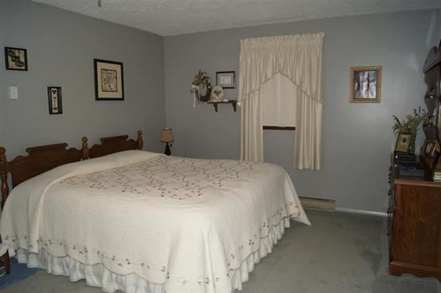 3195 South County Farm Road Warsaw, IN 46580 - Photo 4 of 12 Gallery Image 4