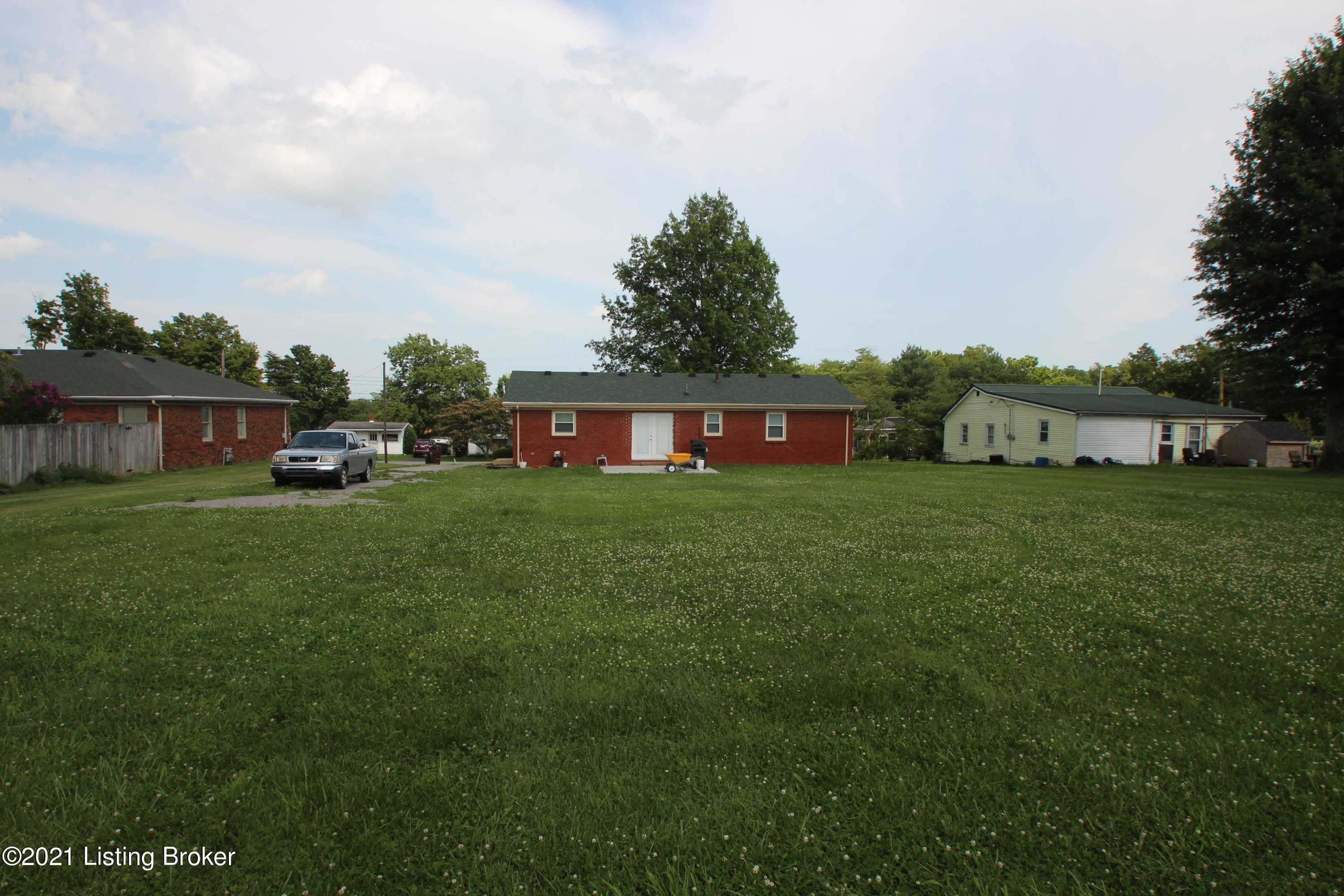 4595 Jackson Road Eminence, KY 40019 - Photo 6 of 32 IMG_9009