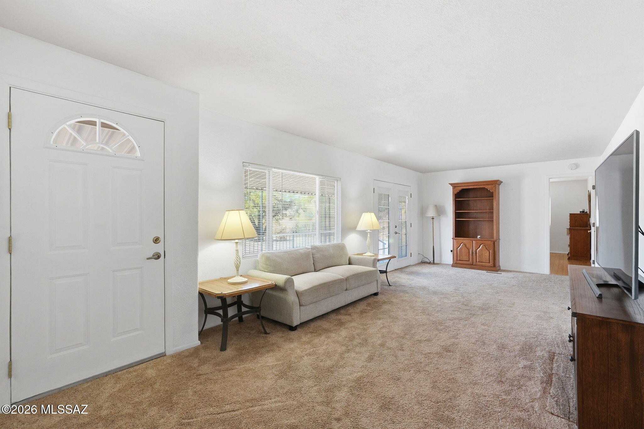 4085 East Wilds Road Tucson, AZ 85739 - Photo 7 of 41 Living Room
