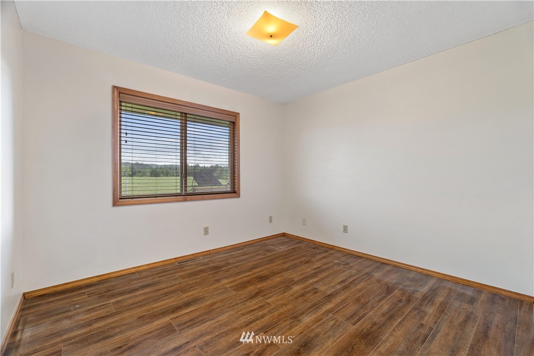 175 Short Road Onalaska, WA 98570 - Photo 11 of 24