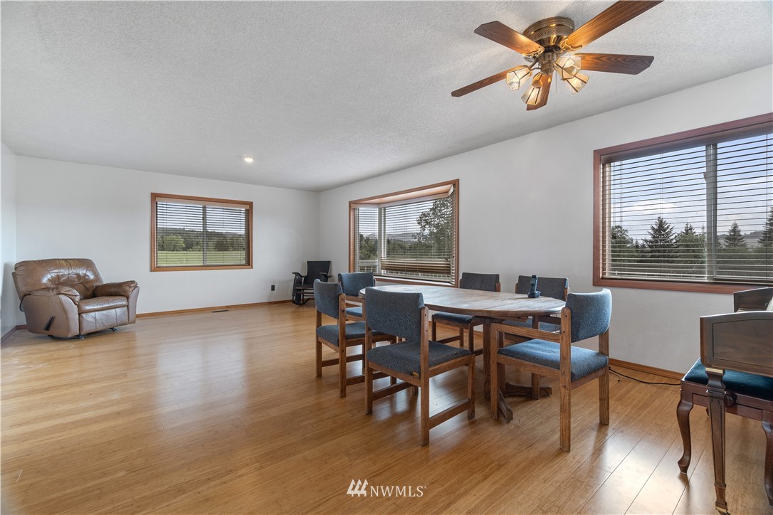 175 Short Road Onalaska, WA 98570 - Photo 8 of 24