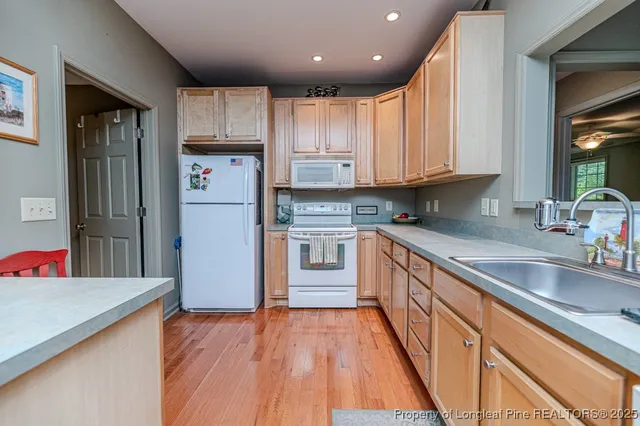 $299,500 | 1401 Pennsylvania Avenue, Sanford, NC 27332