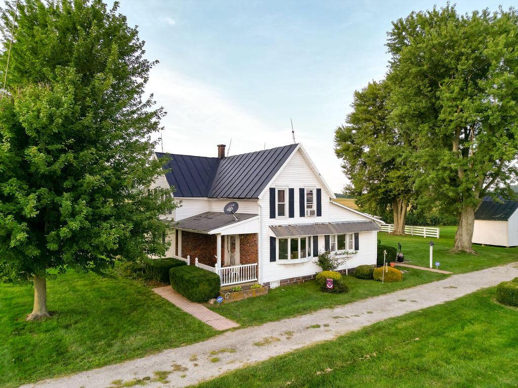 14032 Clover Valley Road Croton, OH 43013 - Photo 2 of 45 3-33