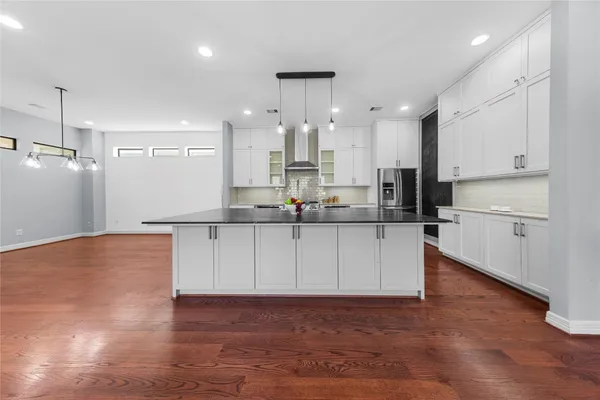 $3,300 | 4215 Lillian Street, Houston, TX 77007