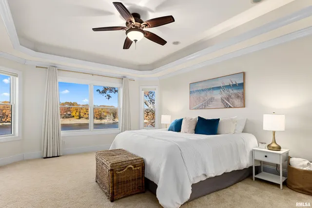 $965,000 | 3190 Oak Run Drive, Dahinda, IL 61428