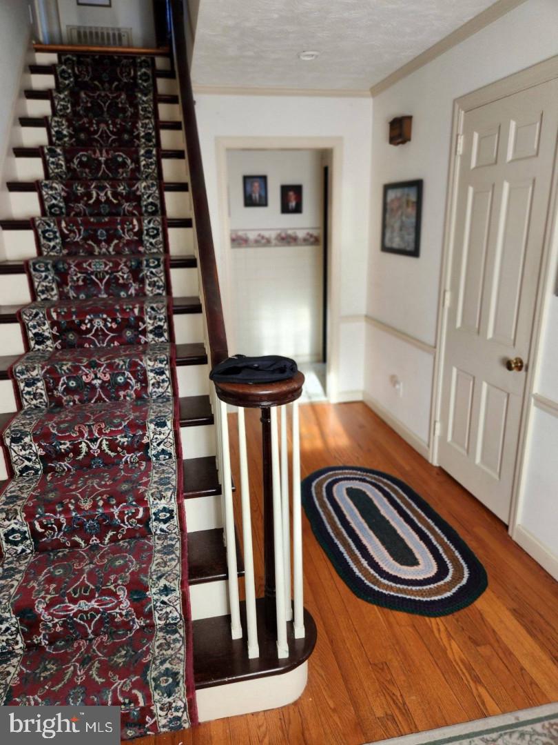 1003 Oak Street Akron, PA 17501 - Photo 6 of 82