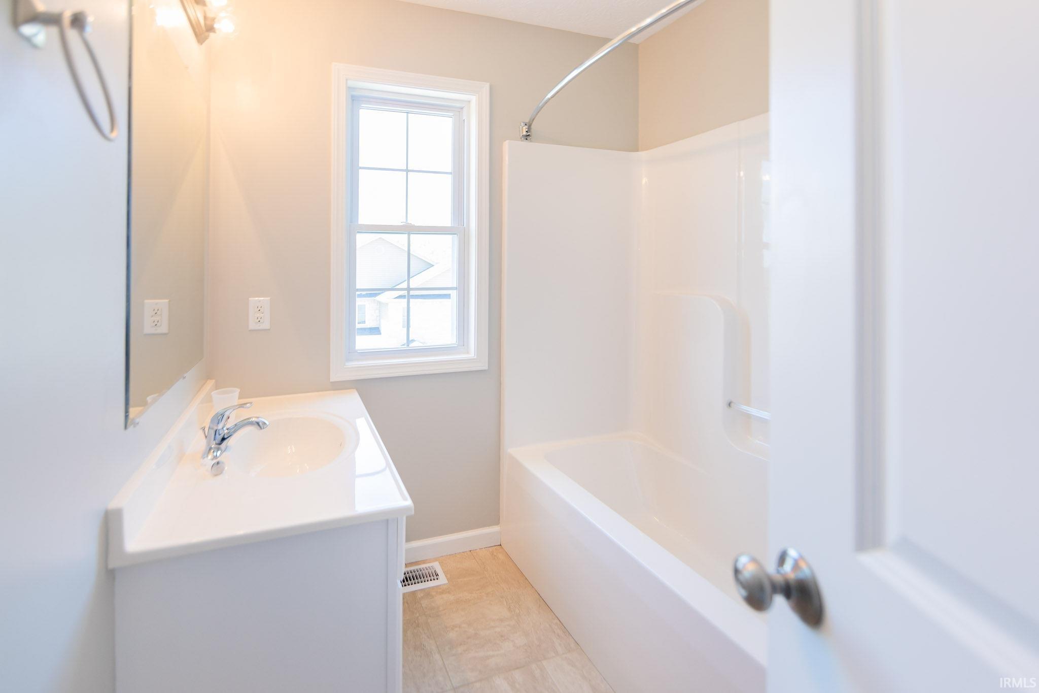 2587 South Flat Rock Road Bloomington, IN 47403 - Photo 12 of 22 Gallery Image 12