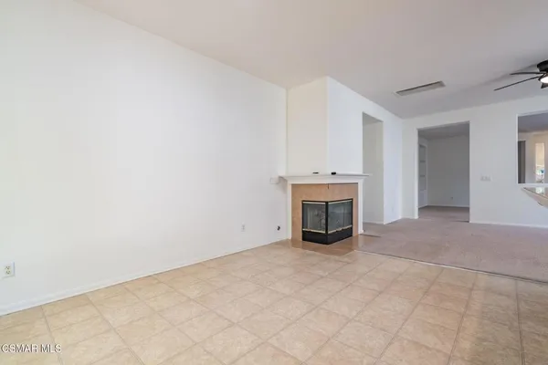 $1,050,000 | 2024 Las Estrellas Court, Camarillo, CA 93012